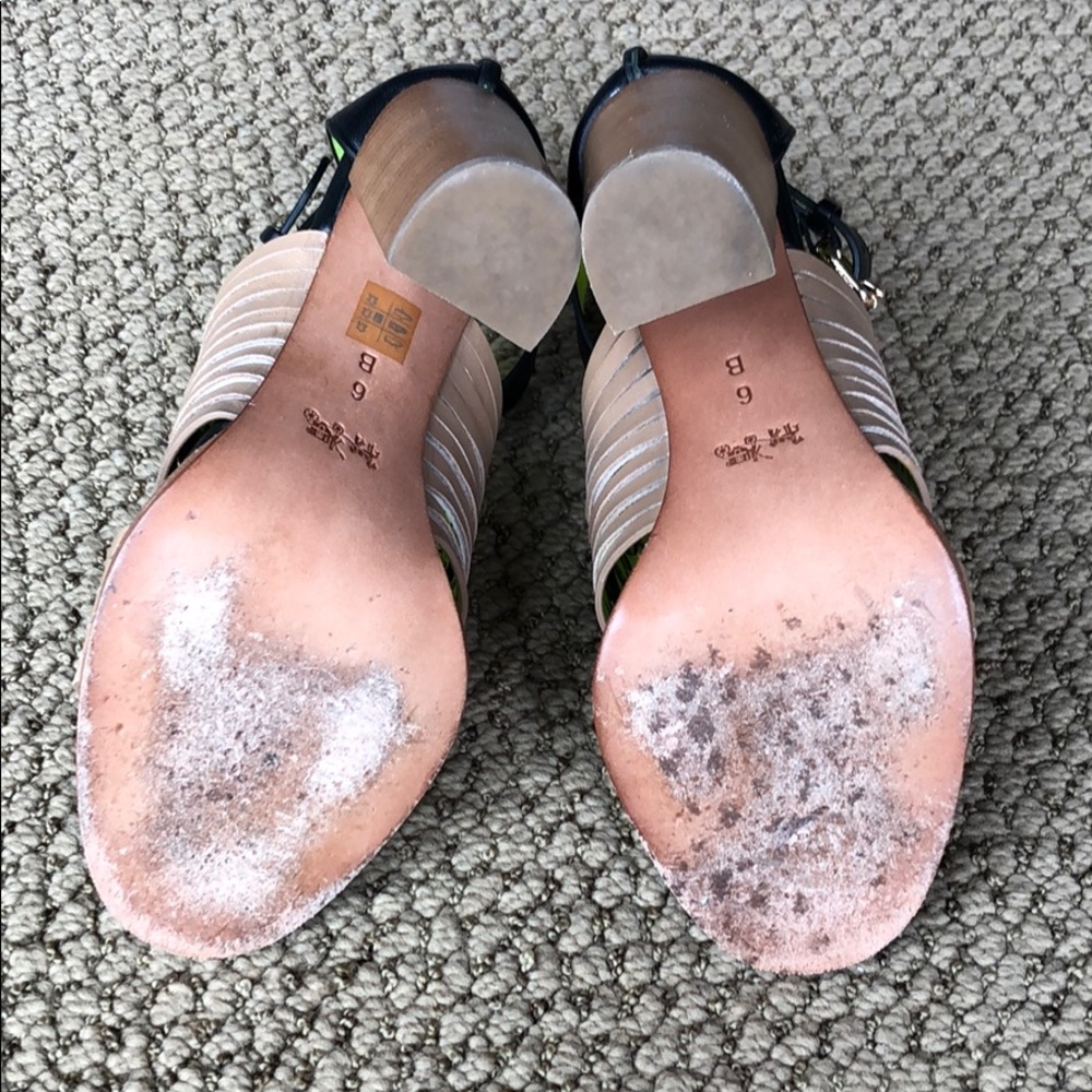 Sandals - Picture 3 of 5